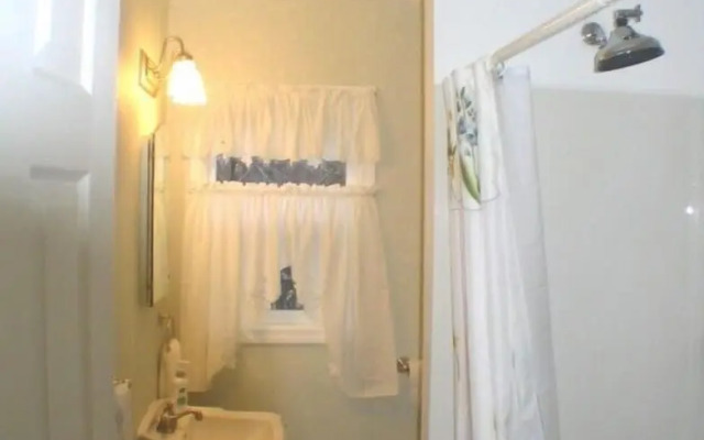 Lilac Hollow Cottage