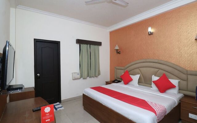 OYO 24974 Bharat Resort