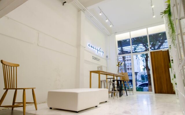 Everyday Sunday Social Hostel