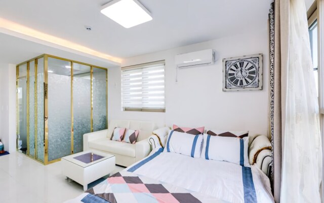 Gangneung Gyeongpo Sea&view Pension