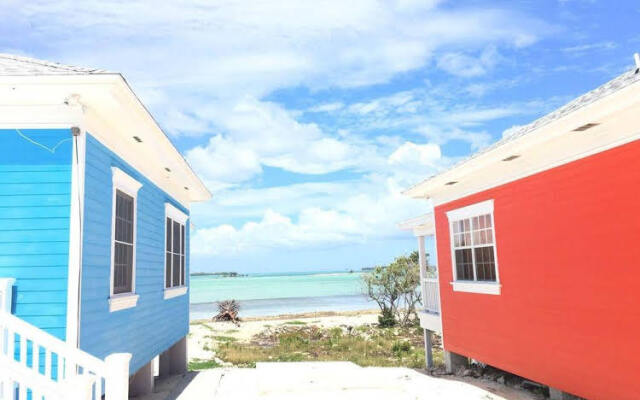 Mangrove Cay Sea View Villas