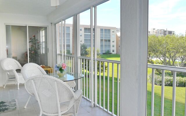 Sands of Marco C-202