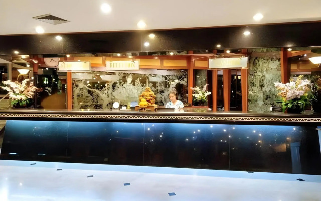 The Viangtak Riverside Hotel