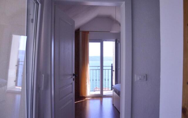 Old stone house Klarić