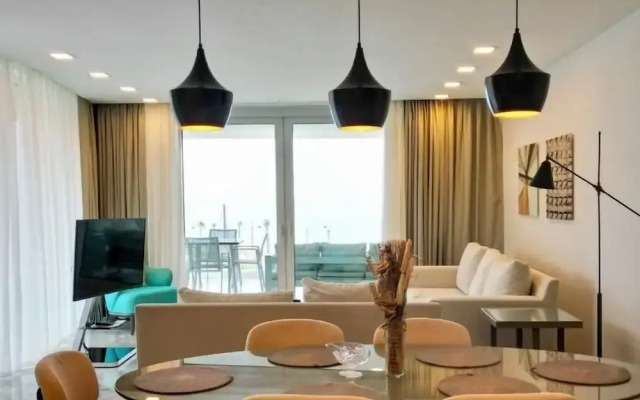 Private Sea-View Residence