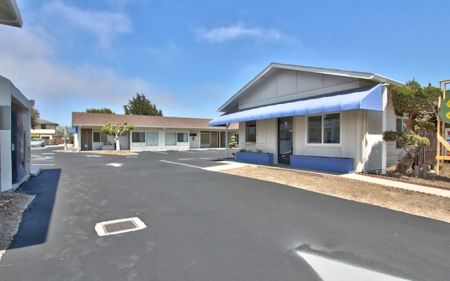 Coastal Valley Inn