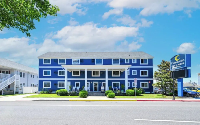 Commander Beach House Hotel