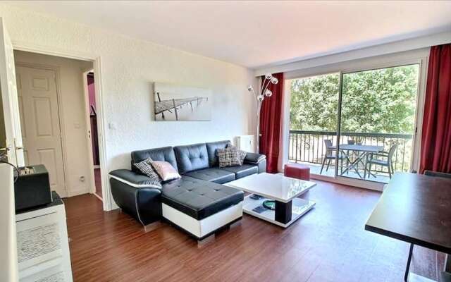 Apartment with 2 Bedrooms in Neufchâtel-Hardelot, with Pool Access, Furnished Garden And Wifi - 2 Km From the Beach