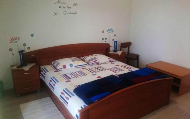 Room in Guest Room - Guesthouse Raffaello
