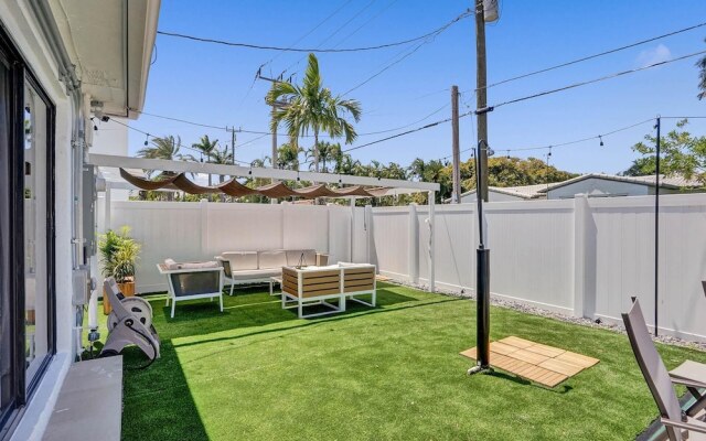 Heated Private Pool 4BR Modern home