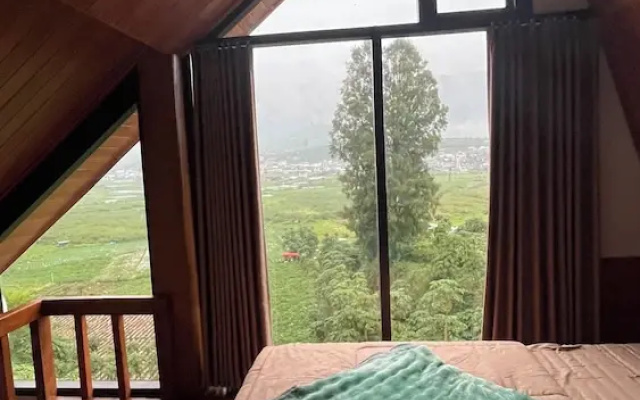 Padangsari Cabin House