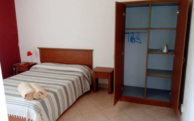 Chetty Tourist Residence
