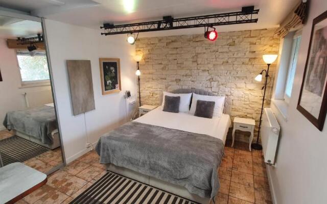 Cosy House Studio