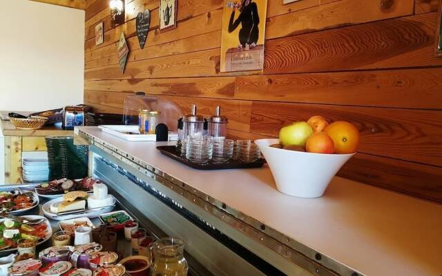 Chalet Hôtel Les Blancs