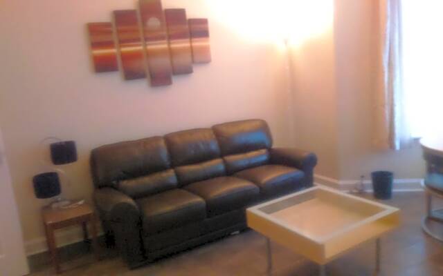 Marley Mansions Apartment - Clarendon
