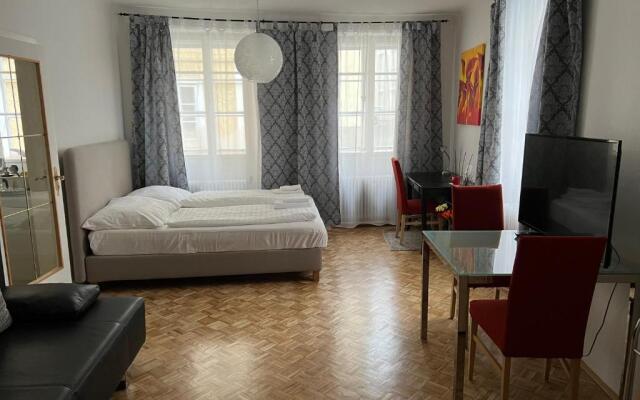 Guesthouse Mozart - Apartment House