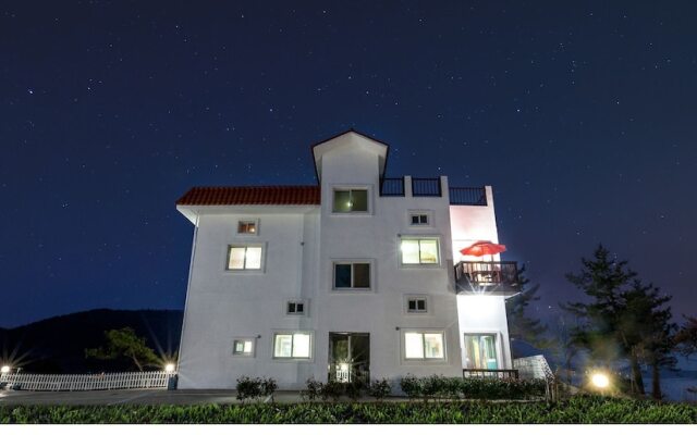 Yeosu Art Pension