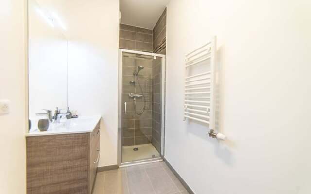 Marquisats Private Apartment 5min From the Lake