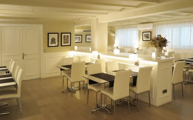 Serennia Exclusive Rooms