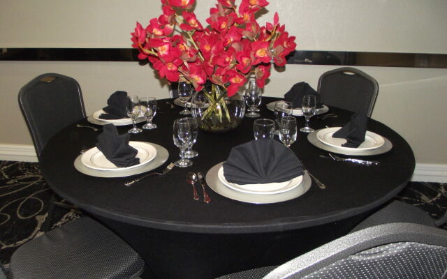 Clarion Inn Des Moines Airport