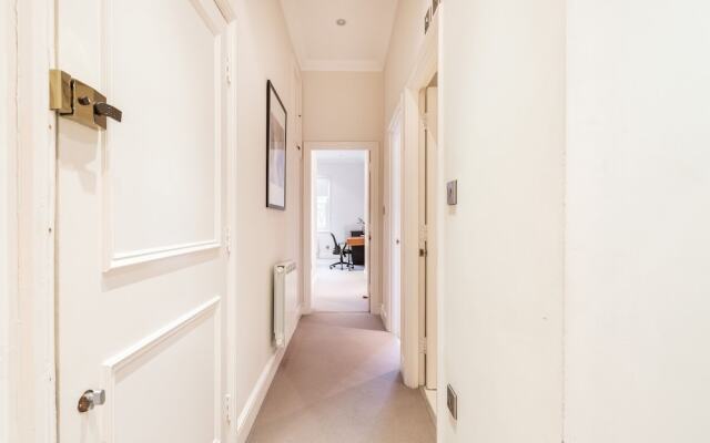 Lexham Gardens V By The Residences