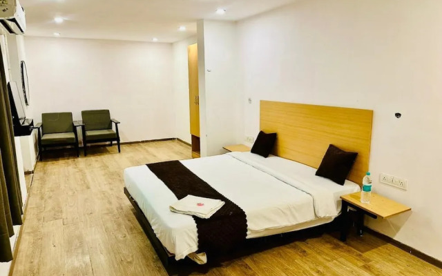 Hotel Royal Address