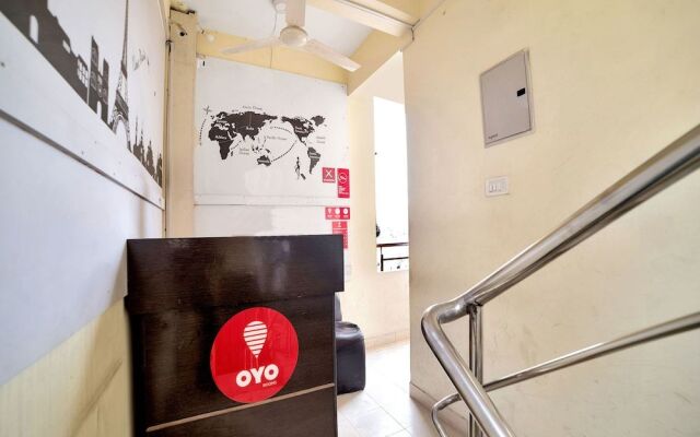 OYO 5564 Hitech Suites