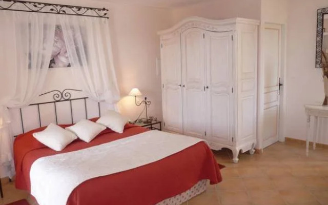 Hotel Le Colombier
