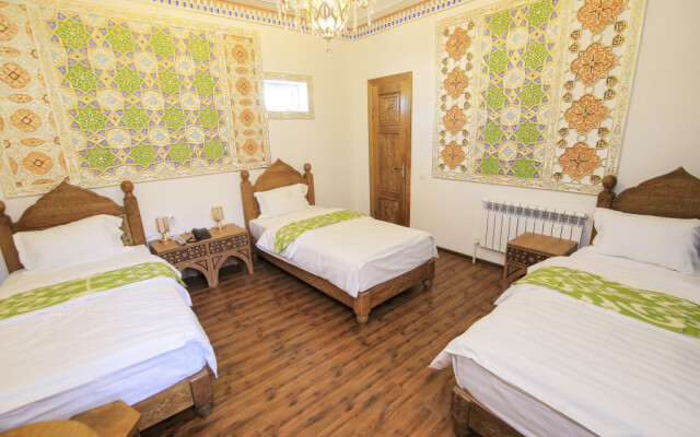 Hadijam Hotel