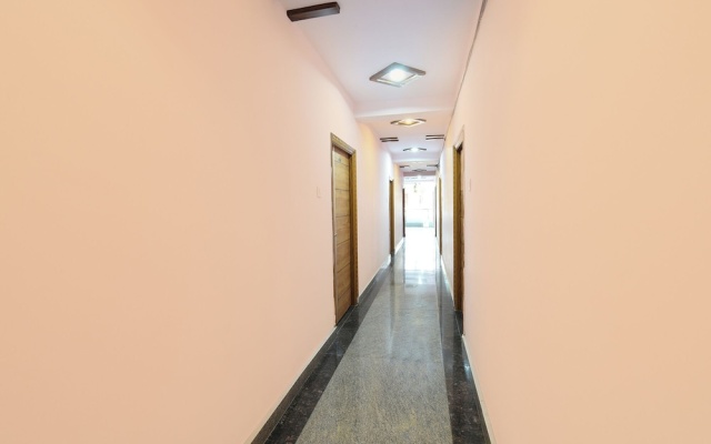 Fabhotel Anoos