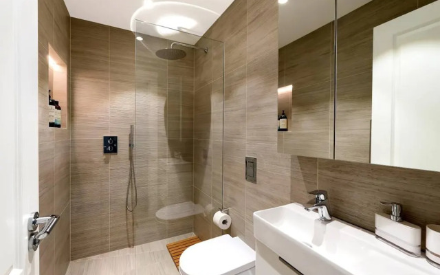 Collingham Road - 2 Bedroom Apartment I