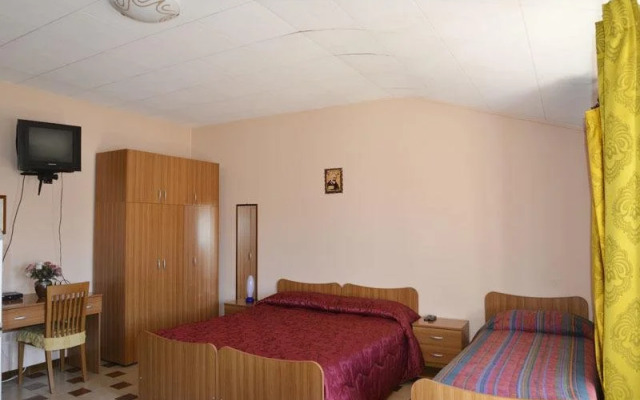 Affittacamere San Mario di Longo Rosa