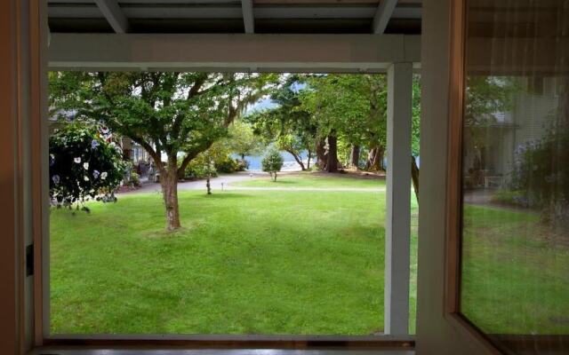 Lake Crescent Lodge