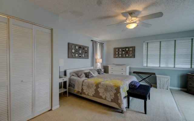 Sunshine's Hideaway by RedAwning