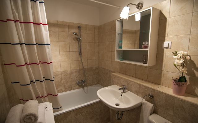 Corvin Center Suites