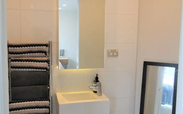 Couple's Getaway Walk Everywhere Studio