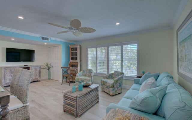 Lulu's Key House Entire 4-unit Complex