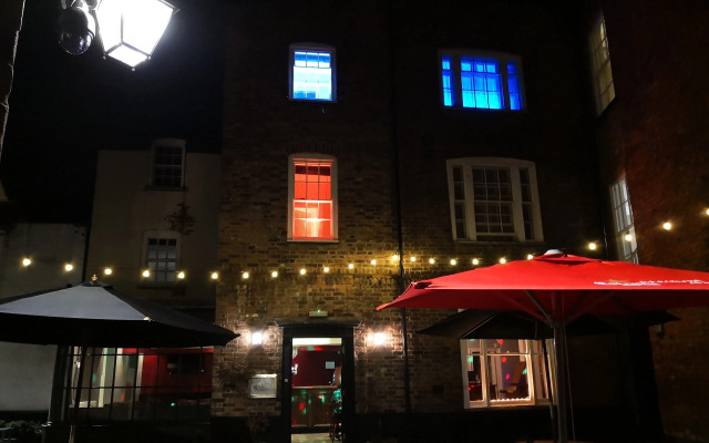 The Commercial Bar & Hotel