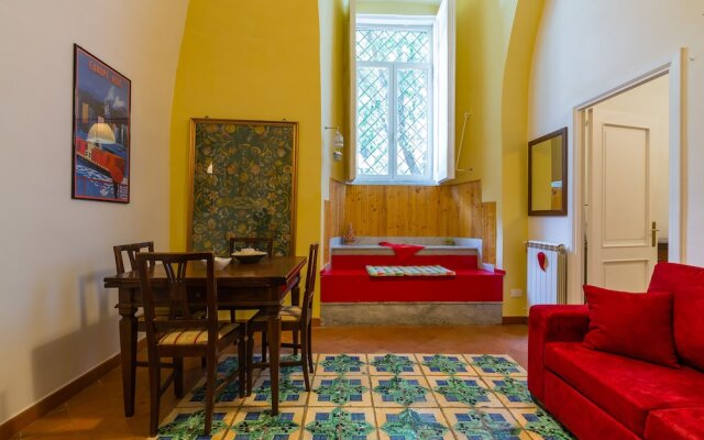 Nightlife Lovers Apartment