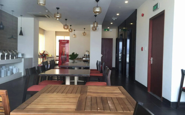 Daisy Flower Nha Trang Hotel