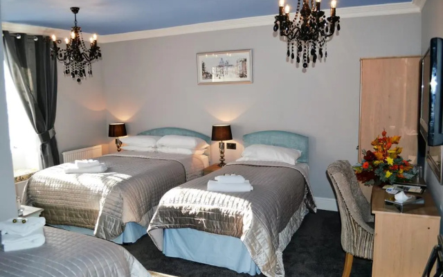 Castle Hotel