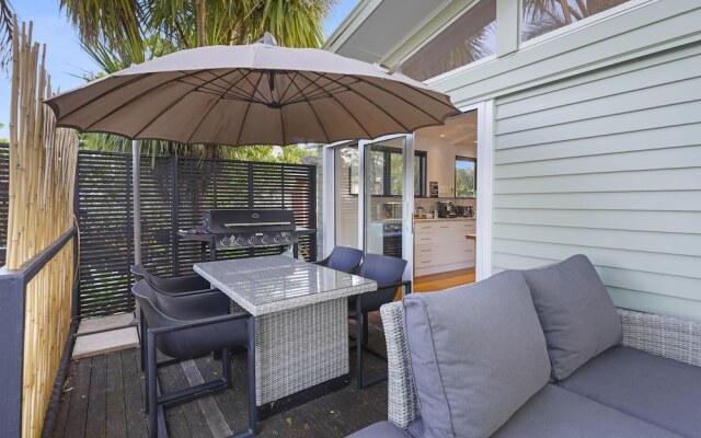 Gorgeous Family Home-Fully Fenced & Toys