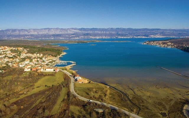 Awesome Home in Malinska With Wifi and 1 Bedrooms