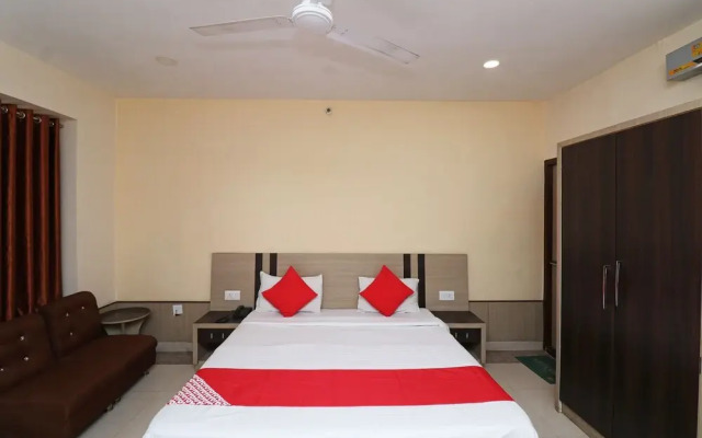 OYO 29826 Central Hotel