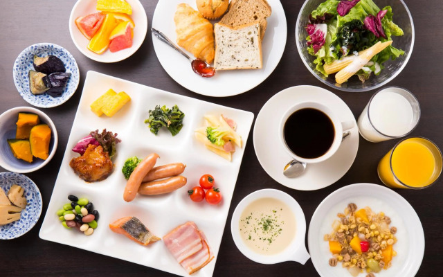 Smile Hotel Premium Osaka Hommachi