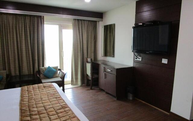 FabHotel Tryfena East of Kailash