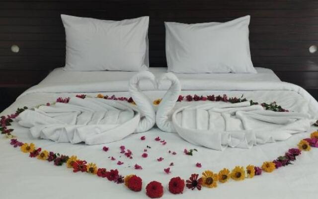 Palm Bajo Hotel