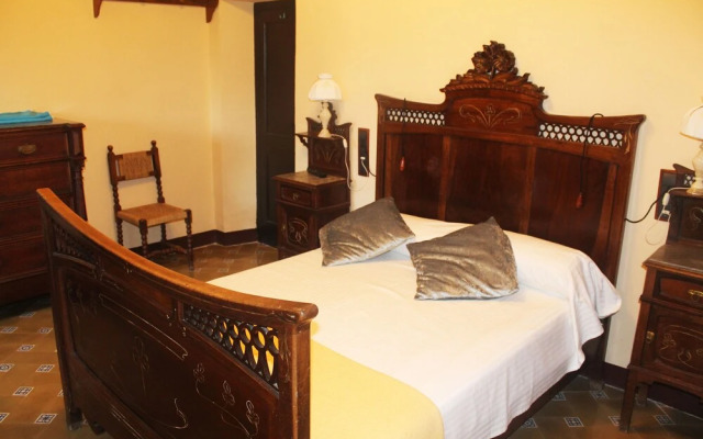 Hostal Rural Mas Blanc