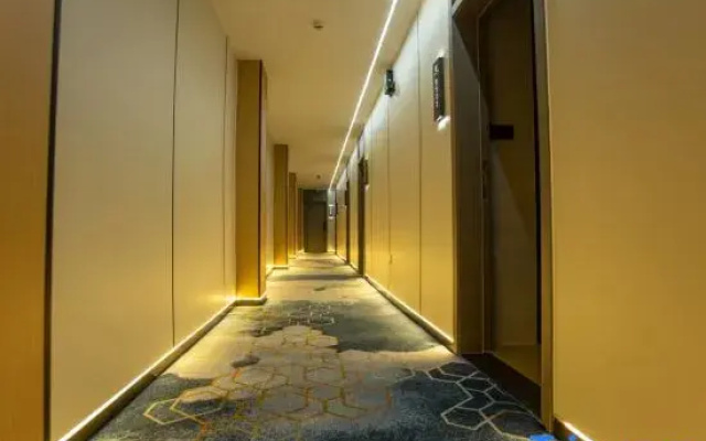 Warm Heart Couple Hotel