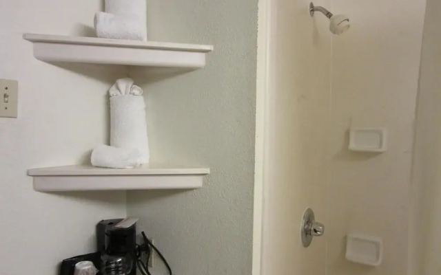 Ramada by Wyndham DFW Airport